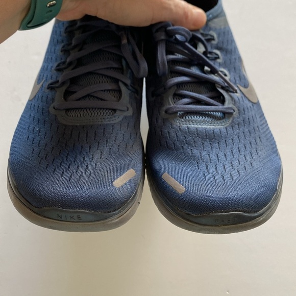 Nike Free Run Blue Athletic Shoes with Breathable Mesh men’s 9 worn once - Picture 7 of 7